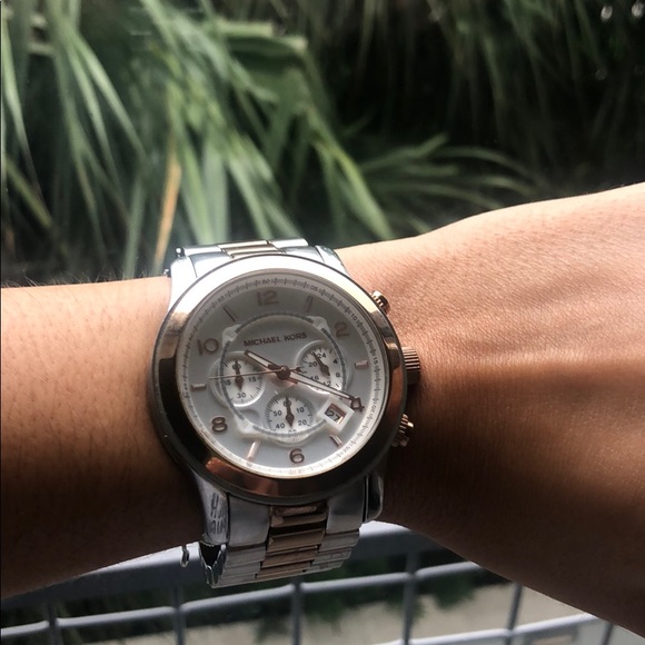 Michael Kors Accessories - Michael Kors Women’s Watch Silver/Rose Gold